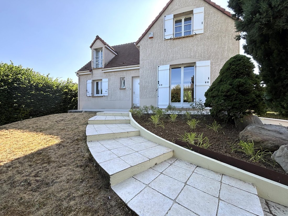 House in Nord, Saint-Germain-les-Corbeil, France 1 - 18505082