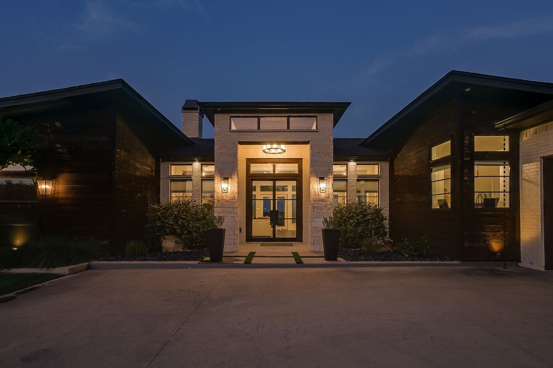 House in Godley, Texas, United States 2 - 17935569