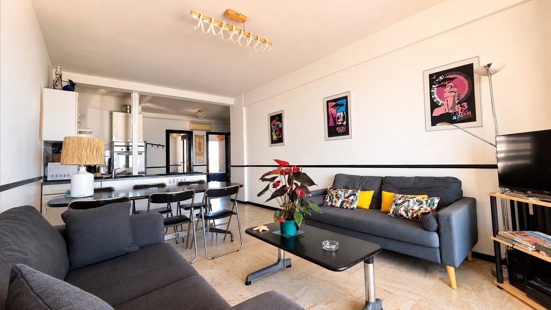Apartment in Antibes, Provence-Alpes-Côte d'Azur, France 2 - 18501774