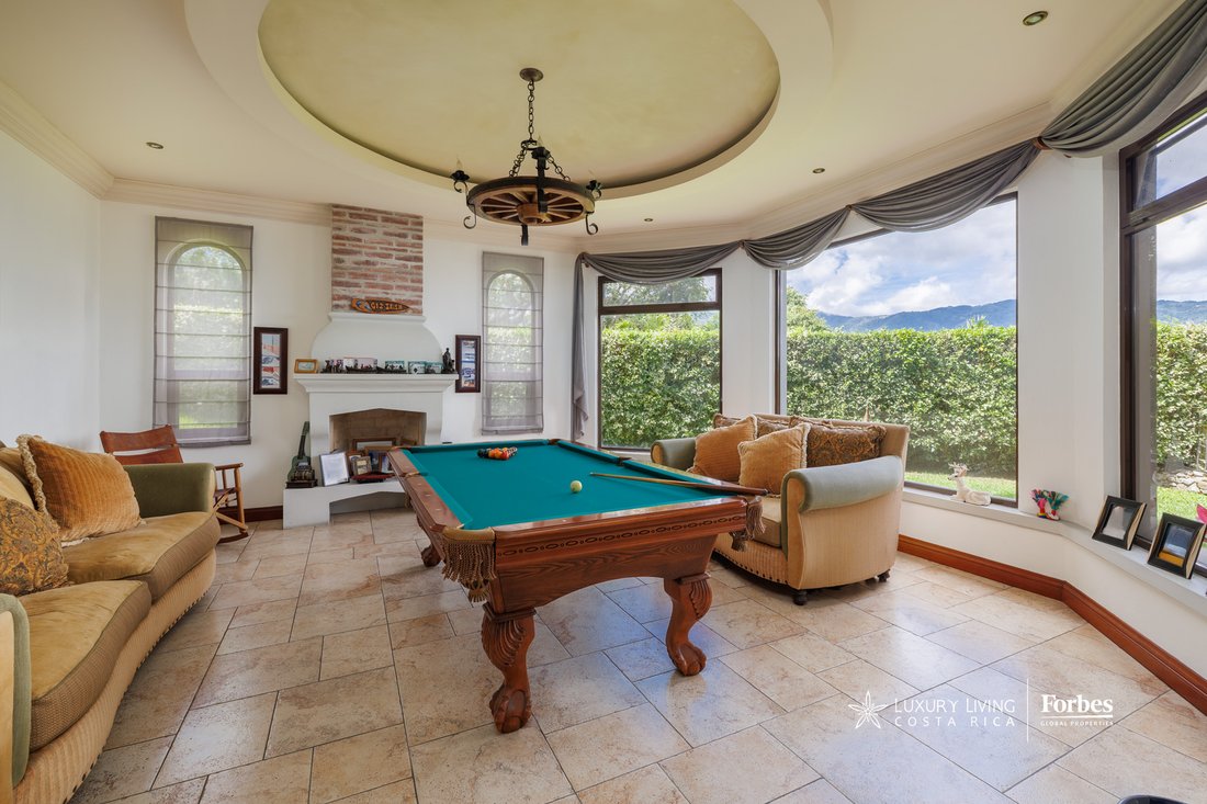 House in Pozos, San José Province, Costa Rica 4 - 18500746