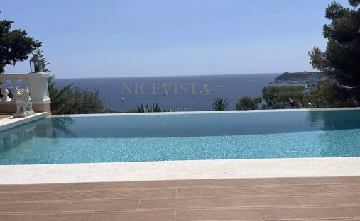 Villa in Cabbe-Saint Roman, Roquebrune-Cap-Martin, France 1