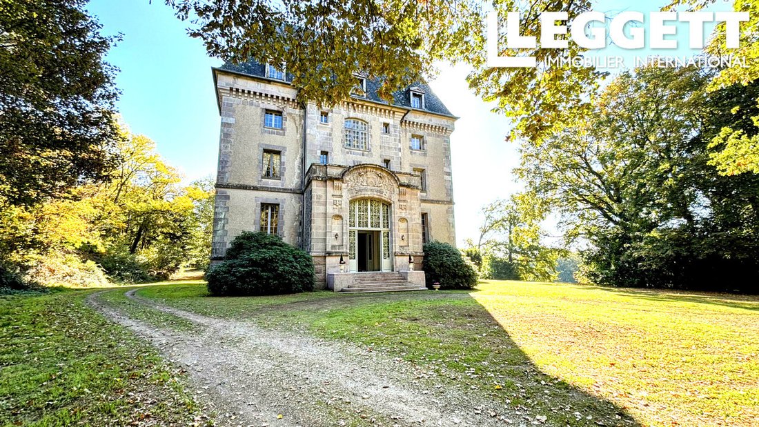 Château à Nexon, Nouvelle-Aquitaine, France 2 - 18503647