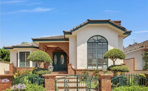 Condo in Signal Hill, California, United States 1