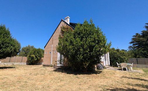 House in Arzon, Brittany, France 1