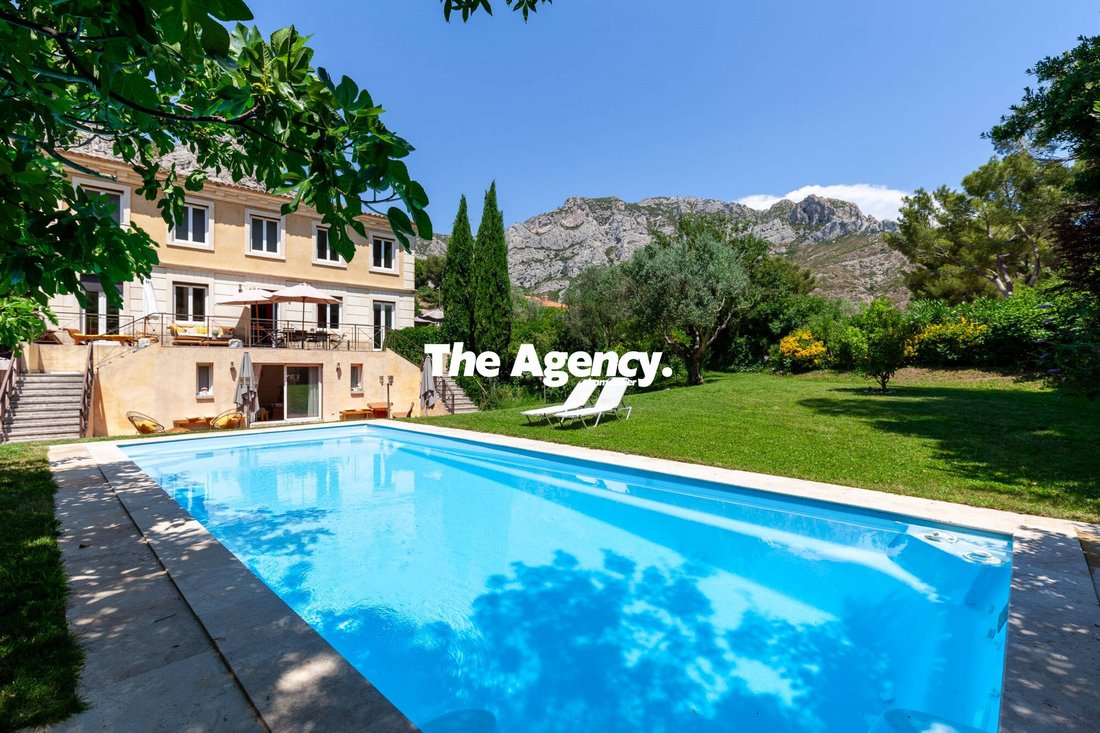 Country House in Vaufrèges, Marseille, Provence-Alpes-Côte d'Azur 2 - 18505066