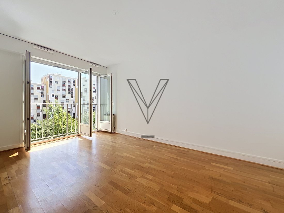 Apartment in Léon-Blum Folie-Regnault, Paris 11e Arrondissement, Paris 2 - 18502761