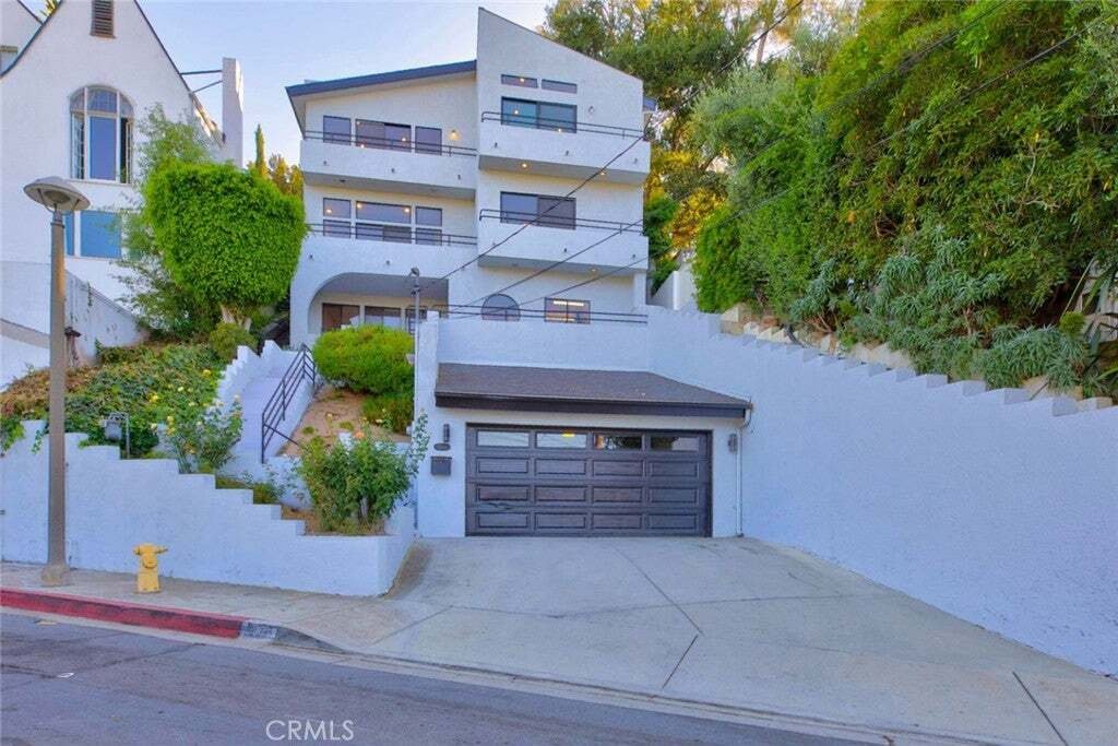 House in Glendale, California, United States 3 - 18501340