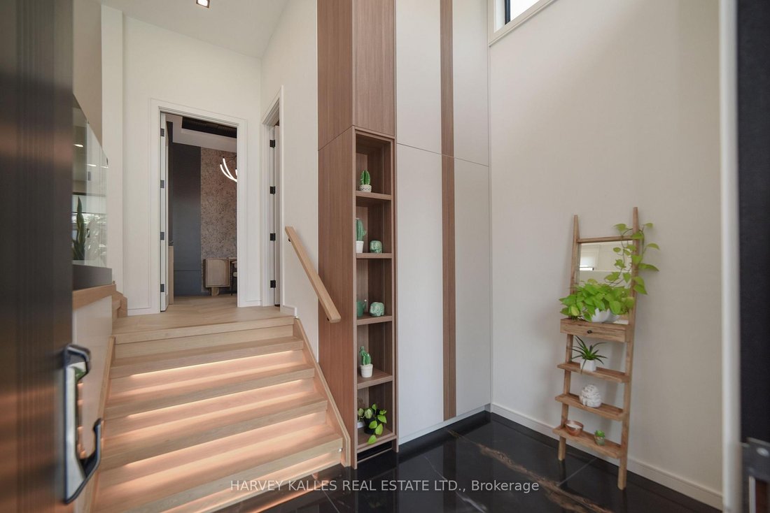 House in Toronto, Ontario, Canada 5 - 18504750