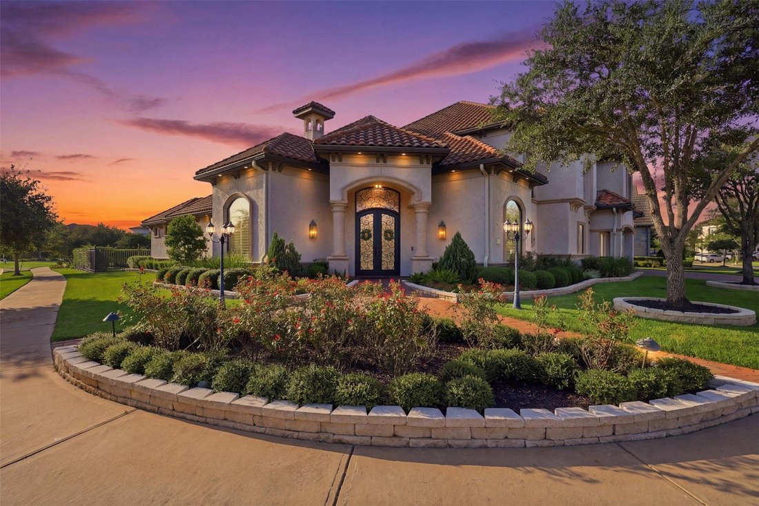House in Sugar Land, Texas, United States 3 - 18503703