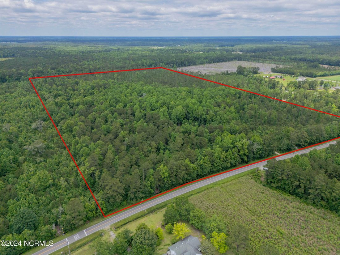Land in Ash, North Carolina, United States 3 - 18504827