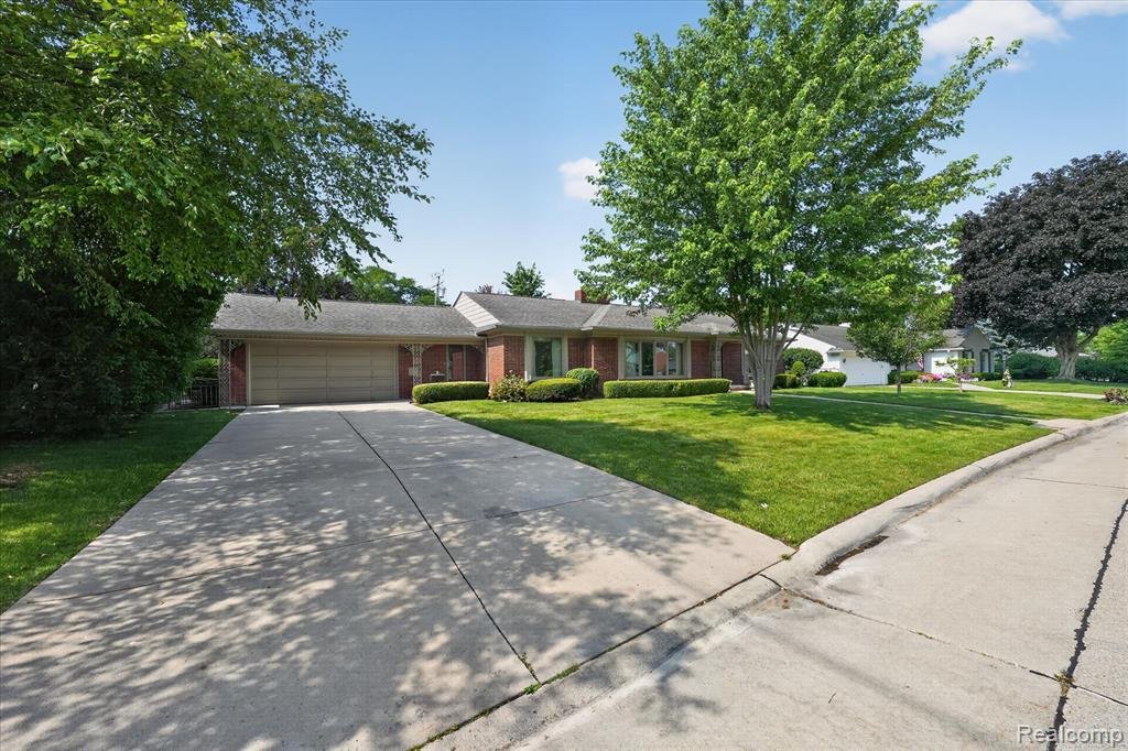 House in Grosse Pointe Shores, Michigan, United States 2 - 18407862