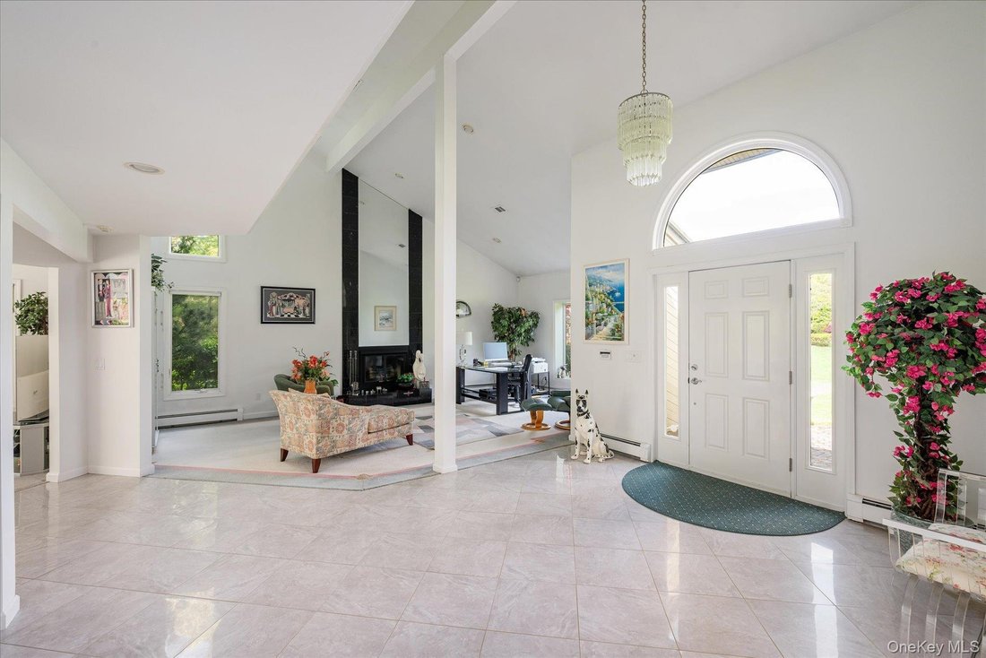 House in Melville, New York, United States 3 - 18134051