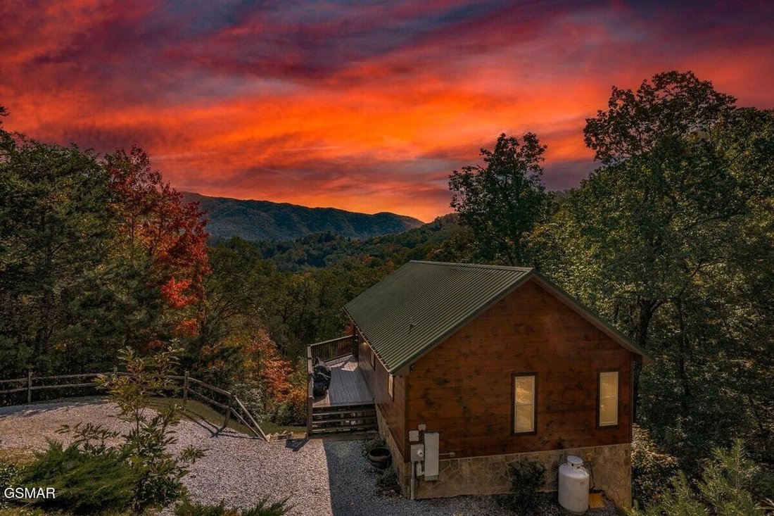 House in Sevierville, Tennessee, United States 1 - 18500465
