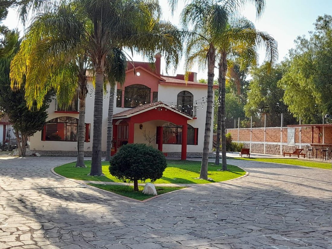 House in Granjas de la Florida, San Luis Potosi, Mexico 2 - 18500621