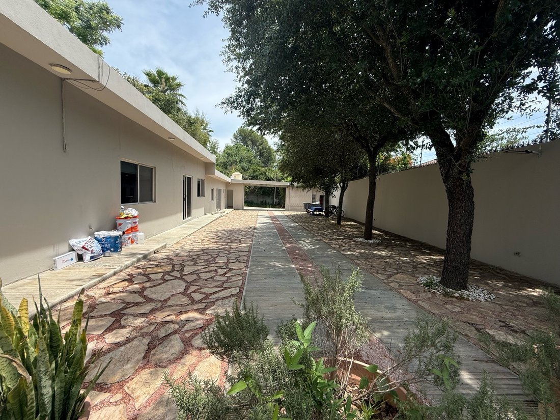 House in Santiago, Nuevo Leon, Mexico 2 - 18501612