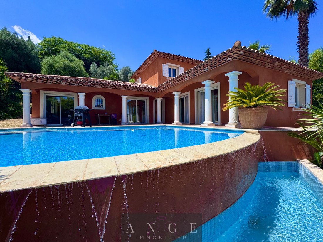 House in Solliès-Ville, Provence-Alpes-Côte d'Azur, France 1 - 18204244