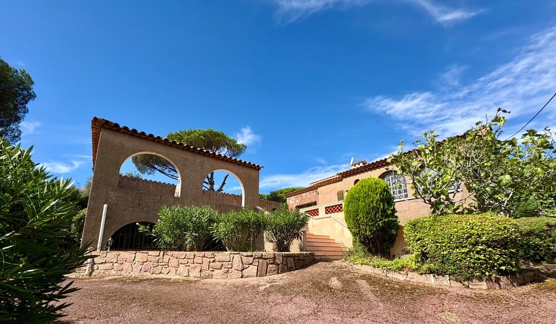 House in Ville-Les Saquedes-Le Bouillonnet, Sainte-Maxime, France 1 - 16138200