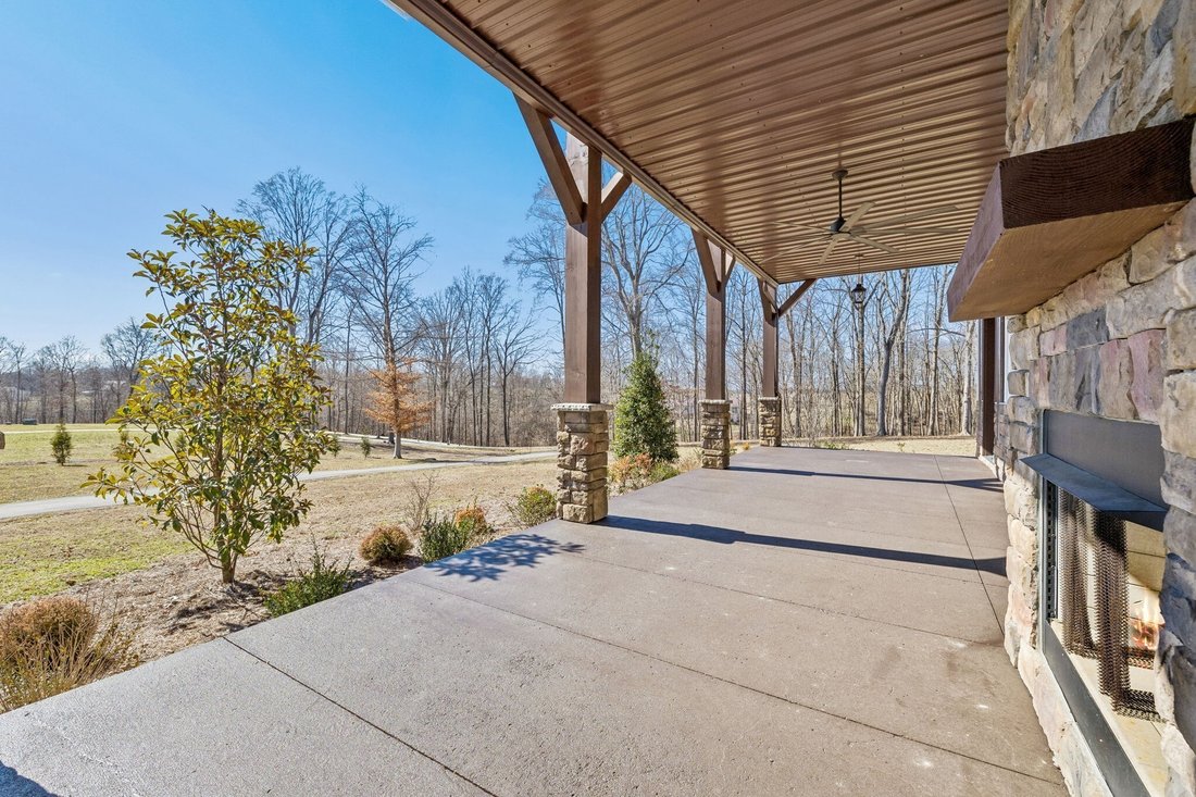 House in Springfield, Tennessee, United States 5 - 18502624