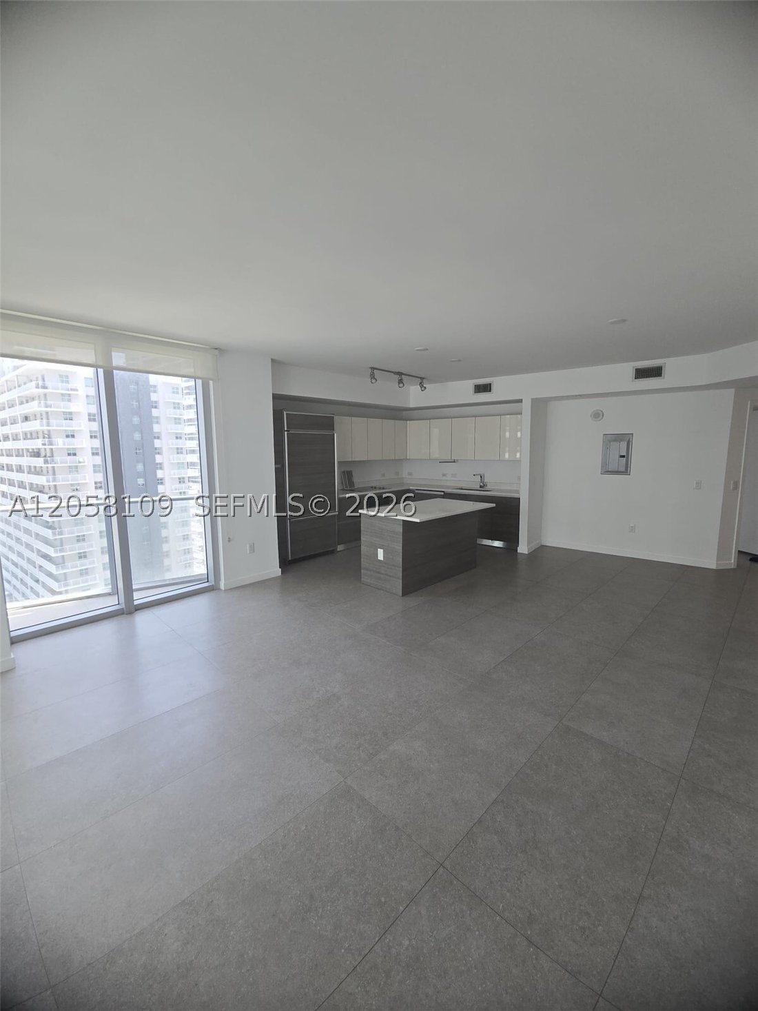 Condo in Miami, Florida, United States 5 - 18499643