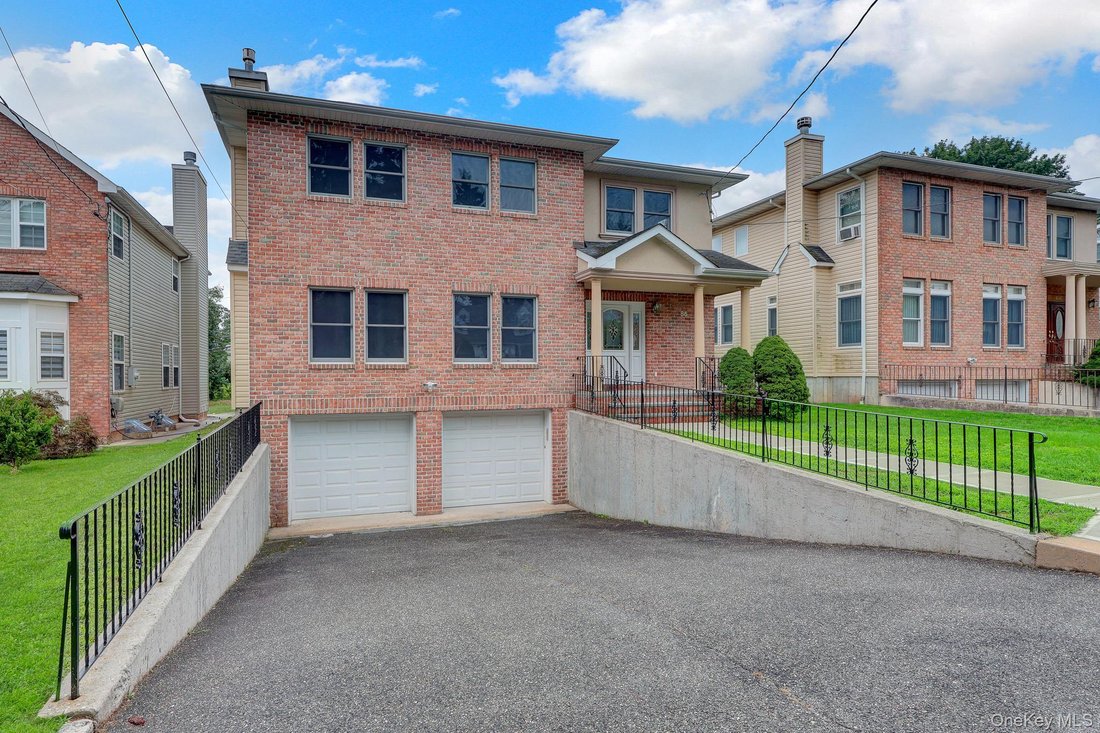 House in East Hills, New York, United States 2 - 18493564