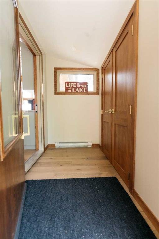 House in Birchcliff, Alberta, Canada 5 - 18504763