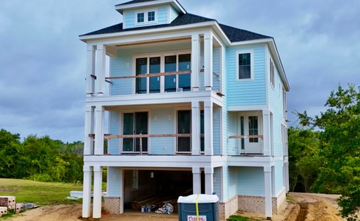 House in Broad Creek, North Carolina, United States 1