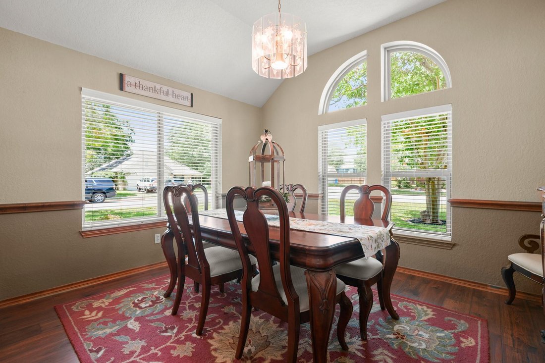 House in Pflugerville, Texas, United States 5 - 18499162