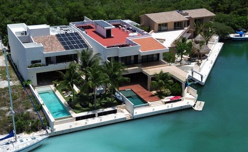 House in Puerto Aventuras, Quintana Roo, Mexico 1