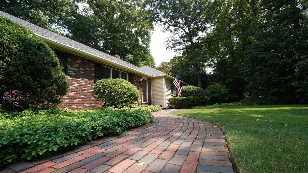 House in North Attleborough, Massachusetts, United States 4 - 18504609