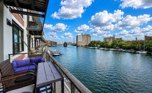 Condo in Milwaukee, Wisconsin, United States 1