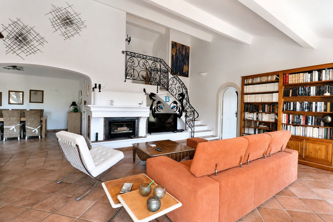 House in Ecarts, Roquebrune-sur-Argens, France 2 - 17670691