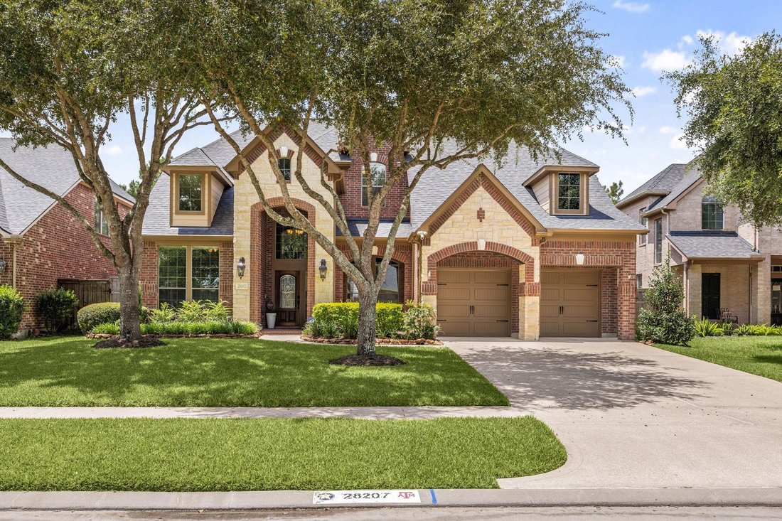 House in Fulshear, Texas, United States 3 - 18500247