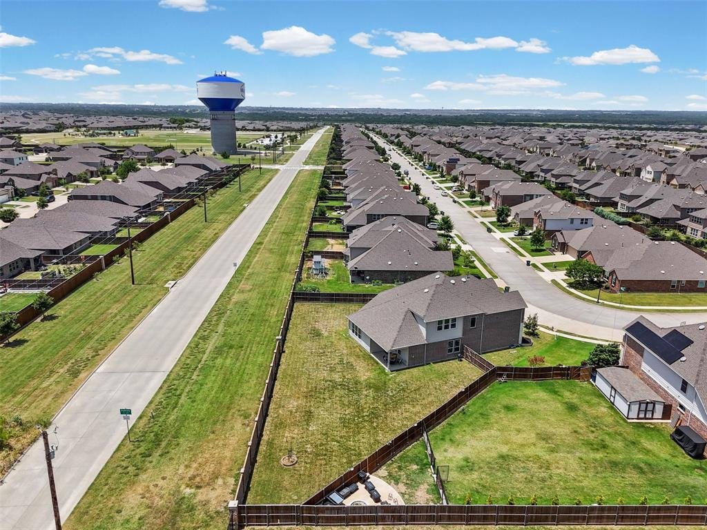 House in Cross Roads, Texas, United States 2 - 18503560