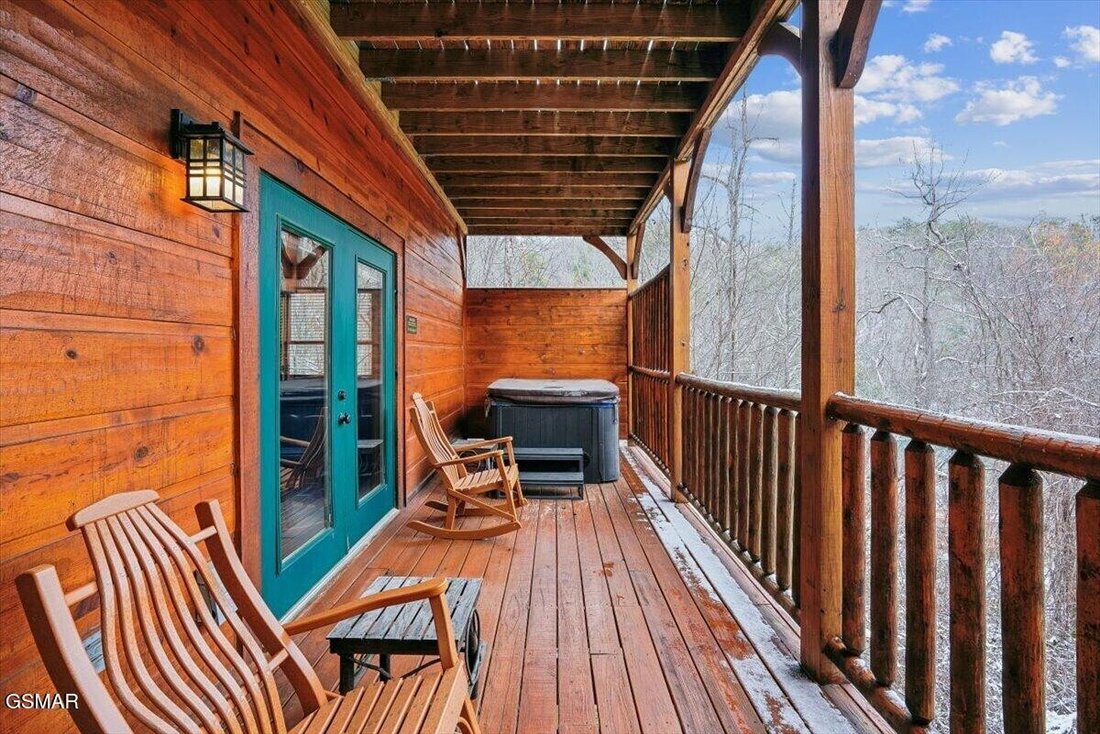 House in Gatlinburg, Tennessee, United States 4 - 18500504
