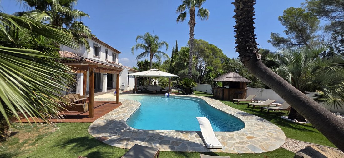 Estate in Nord RN, Puget-sur-Argens, France 4 - 18501092