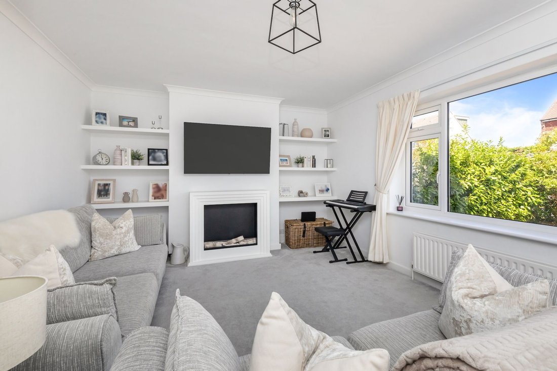 House in Cowfold, England 3 - 18500837
