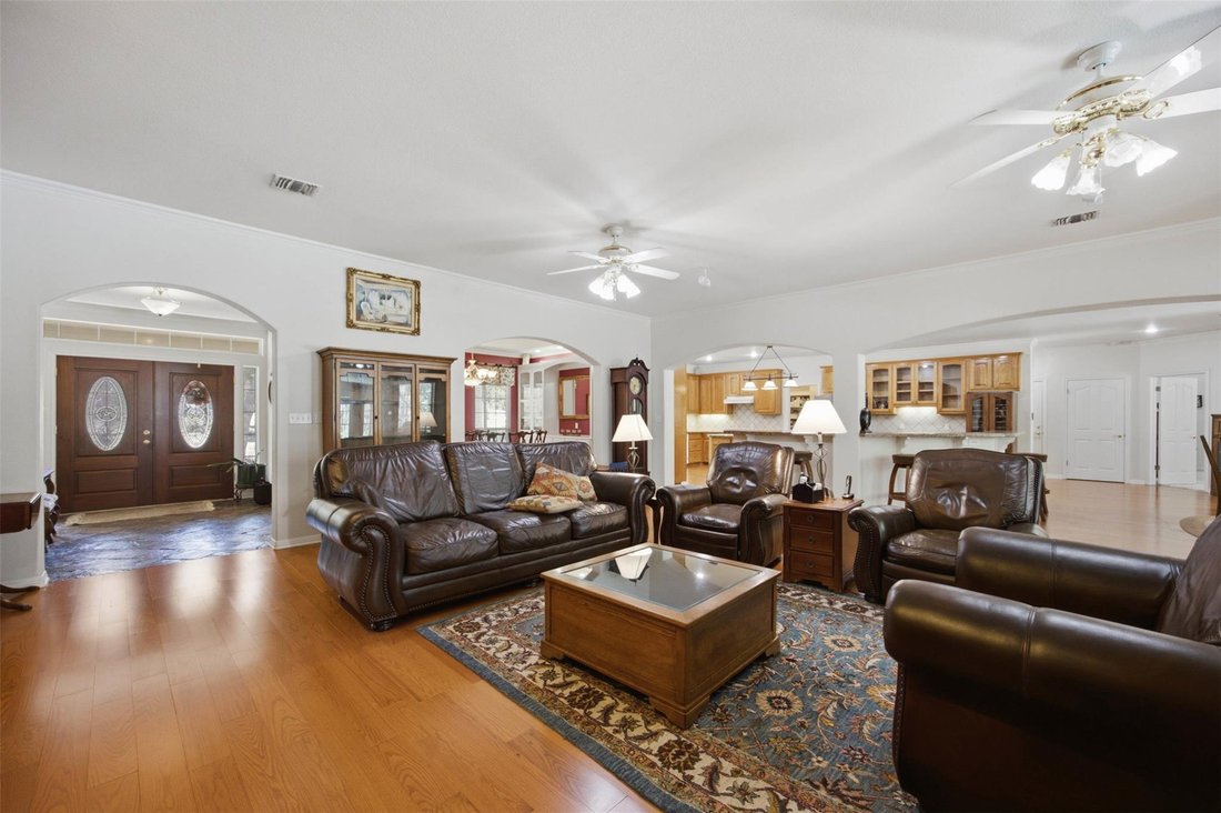 House in Elgin, Texas, United States 2 - 18502405