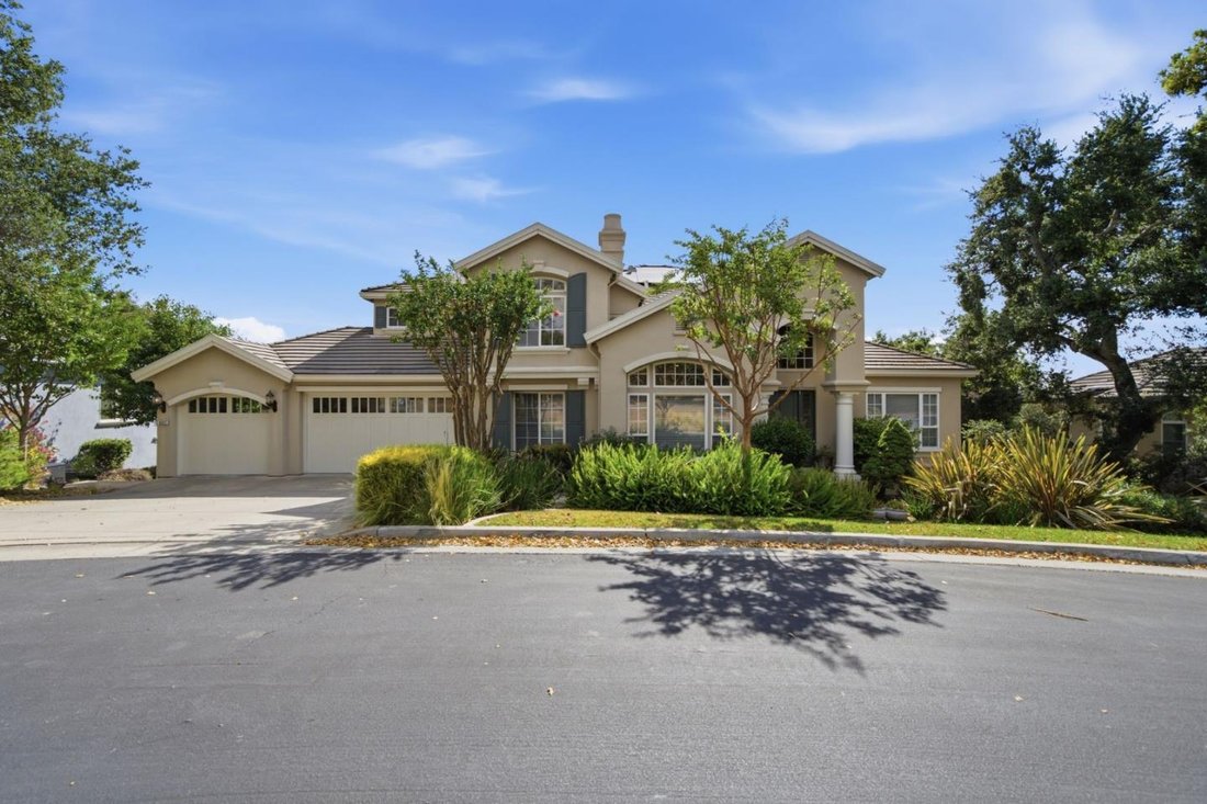 House in Gilroy, California, United States 1 - 18502063