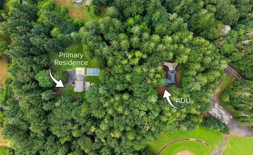 House in Bainbridge Island, Washington, United States 1