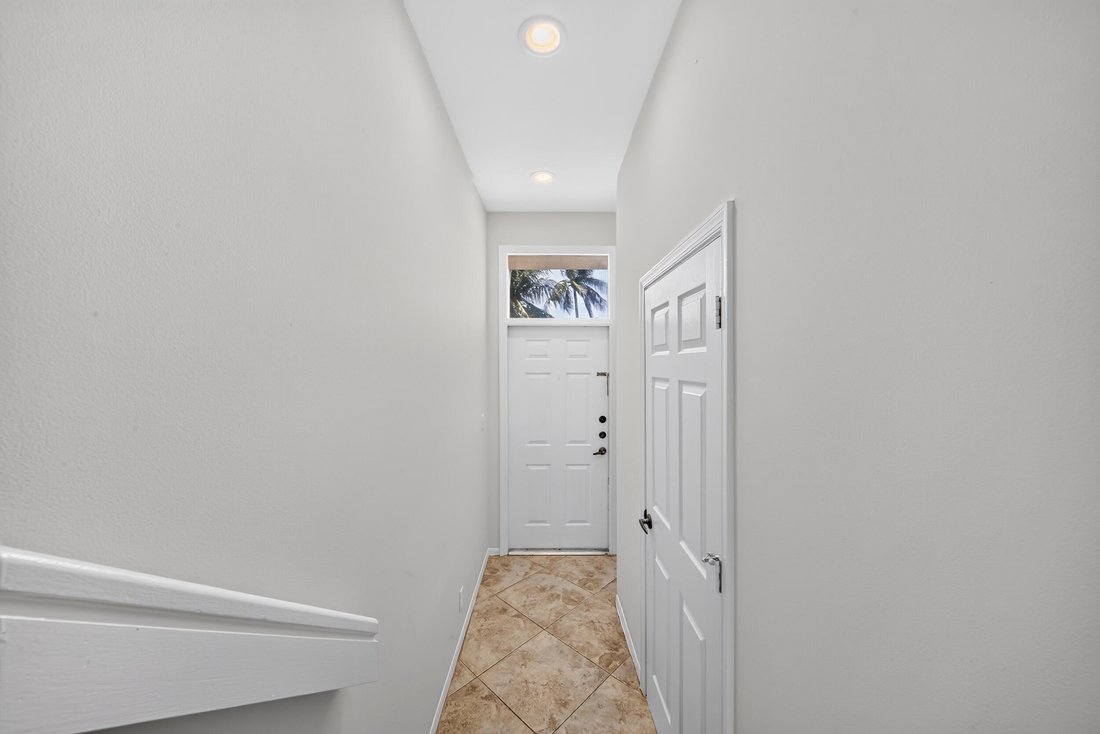 Townhouse in Deerfield Beach, Florida, United States 5 - 18503419