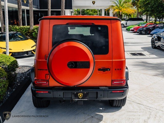 Suv in Palm Beach, FL, United States 4 - 18500518