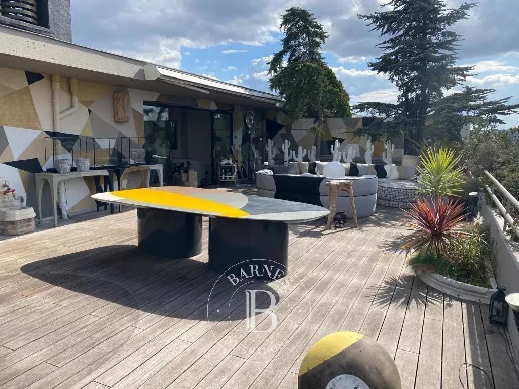 Apartment in Auteuil Nord, Paris 16e Arrondissement, Paris 3 - 18501011