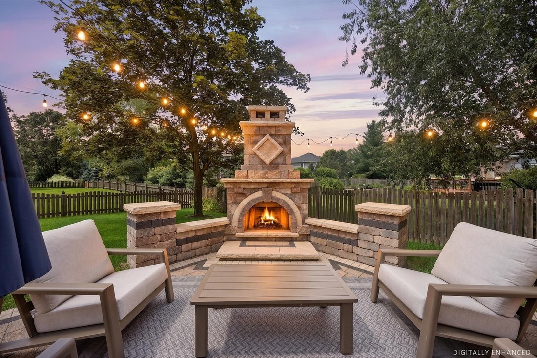House in Bolingbrook, Illinois, United States 3 - 18499422