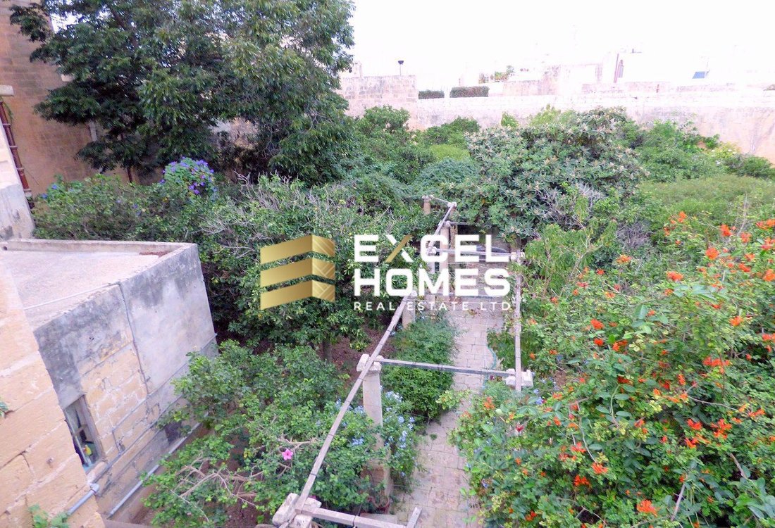 Estate in Luqa, Malta 1 - 15840078