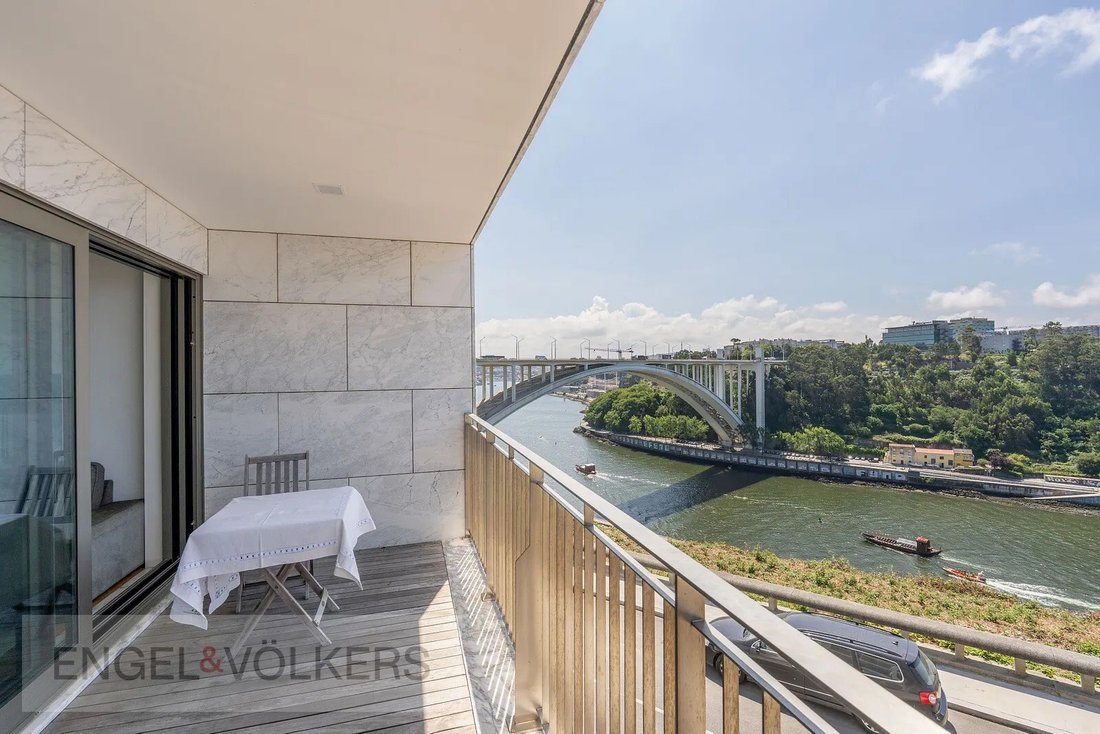 Apartment in Lordelo do Ouro e Massarelos, Porto District, Portugal 2 - 17264326