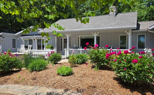 House in Northport, Michigan, United States 1