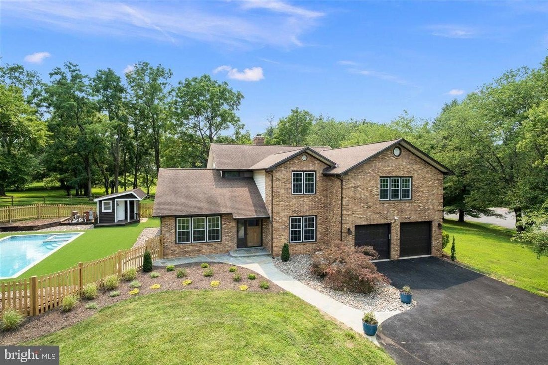 House in Great Falls, Virginia, United States 3 - 18505091
