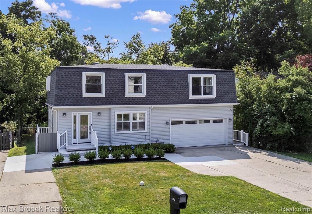 House in Farmington Hills, Michigan, United States 1 - 18501922
