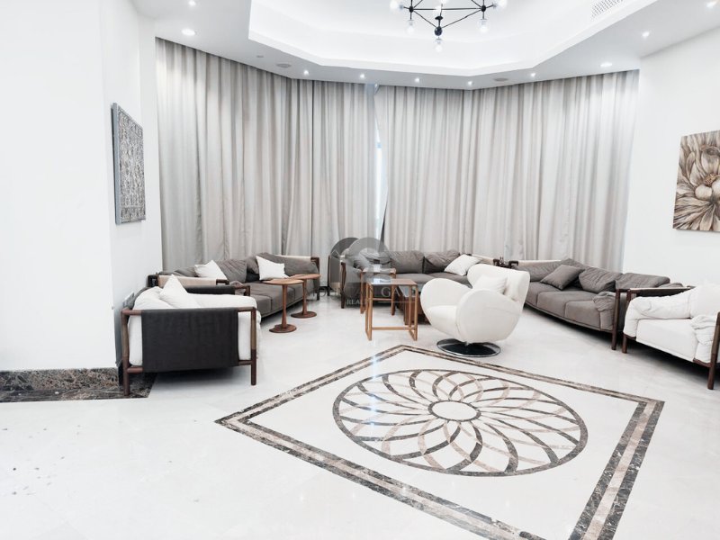 Villa in Mughaidir, Sharjah Emirate, United Arab Emirates 5 - 18500592