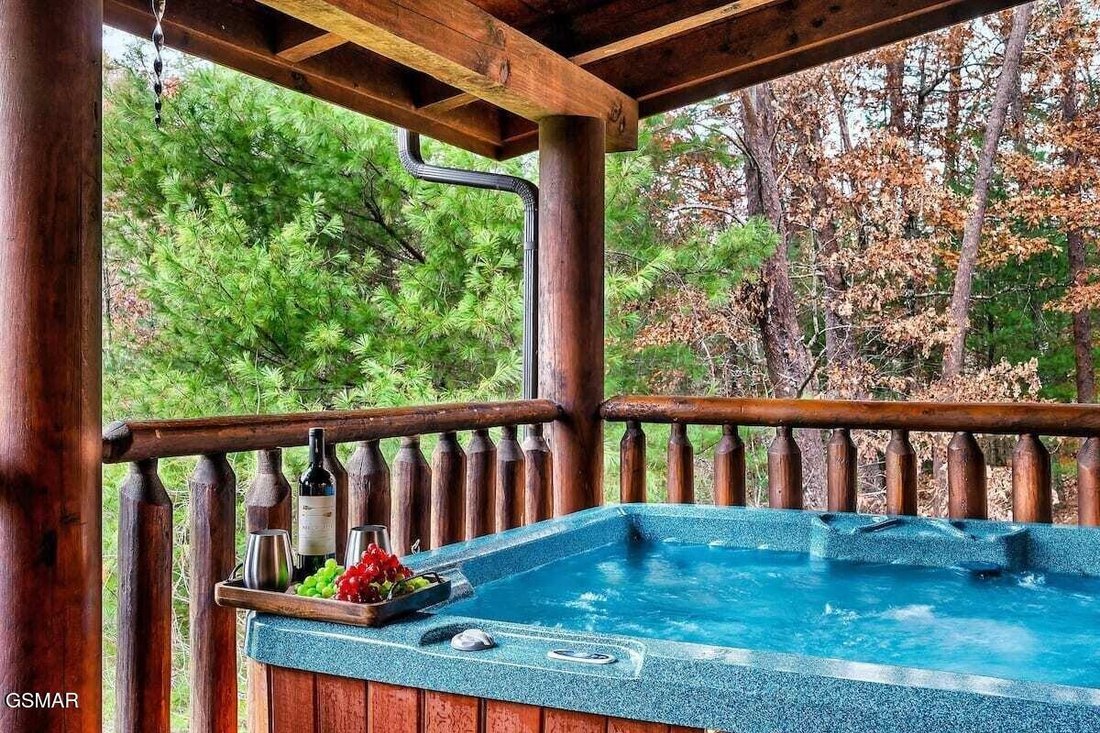 House in Sevierville, Tennessee, United States 5 - 18500493
